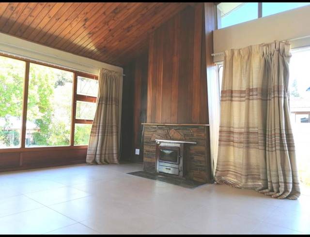 3 BEDROOM PROPERTY TO RENT IN OOSTERSEE